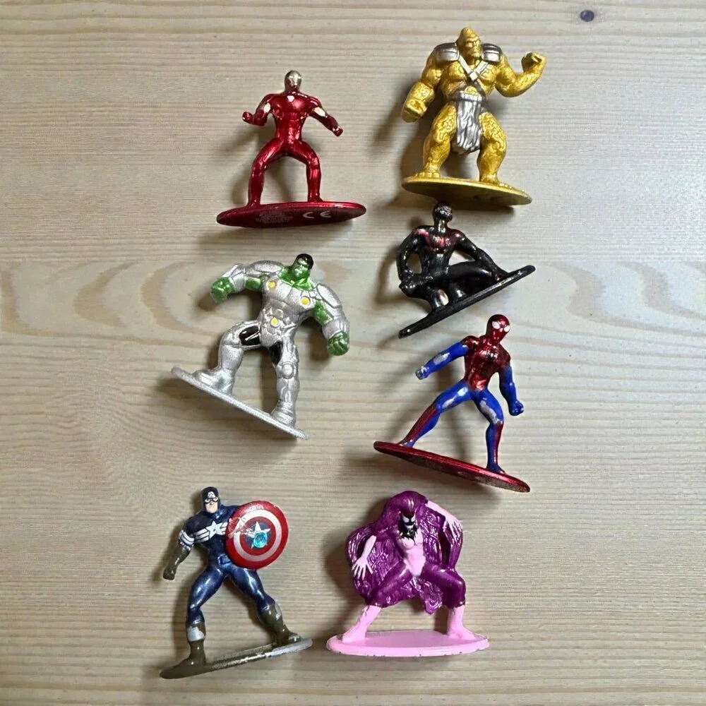 Marvel Metal Die-Cast Mini Figures Lot Spider-Man Iron Man Hulk Thanos Venom